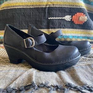 Born black leather Maryjane shoes size 8 leather EUC